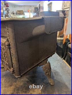1855 The Cricket Cast Iron Wood Stove R. R. Finch & Son 1855 The Cricket Cast Iron Wood Stove R. R. Finch & Son