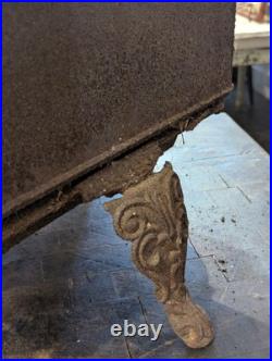 1855 The Cricket Cast Iron Wood Stove R. R. Finch & Son 1855 The Cricket Cast Iron Wood Stove R. R. Finch & Son