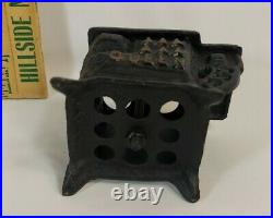 QUEEN Vintage Cast Iron Wood Burning Stove Miniature Dollhouse Toy Lot with Pots