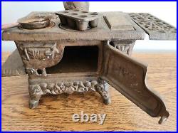 VTG CRESCENT Mini Wood Burning Stove Cast Iron Salesman Sample WithAccessories