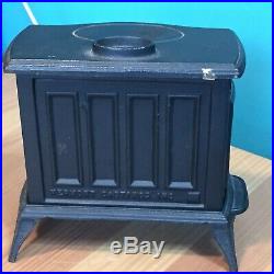 Vermont Castings Inc. Defiant Cast Iron Old Time Wood Burning Stove Coin Bank Blk