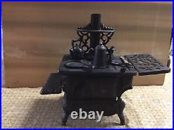 Vintage Small Mini CRESCENT Brand Wood Burning Replica Cast Iron Stove Dollhouse Vintage Small Mini CRESCENT Brand Wood Burning Replica Cast Iron Stove Dollhouse
