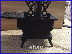 Vintage Small Mini CRESCENT Brand Wood Burning Replica Cast Iron Stove Dollhouse Vintage Small Mini CRESCENT Brand Wood Burning Replica Cast Iron Stove Dollhouse