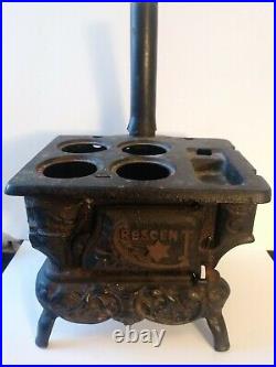 Vintage Small Mini CRESENT Brand Wood Burning Replica Cast Iron Stove Toy Doll