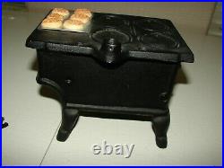 Vintage Small Mini Wood Burning Replica Cast Iron Stove Crescent ORIGINAL BOX